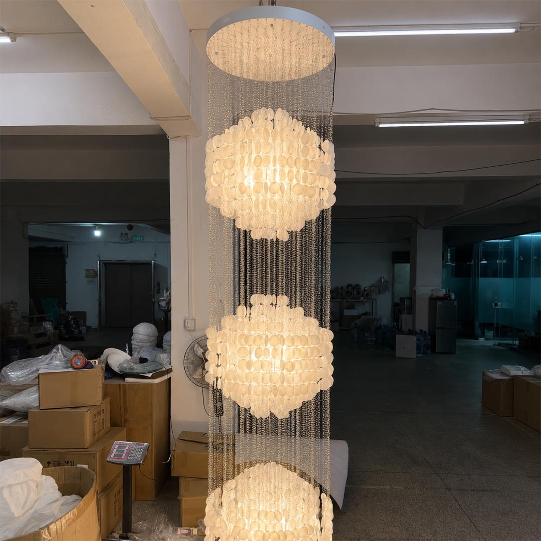 coralia-fun-tall-style-staircase-shell-chandelier-stuberlighting