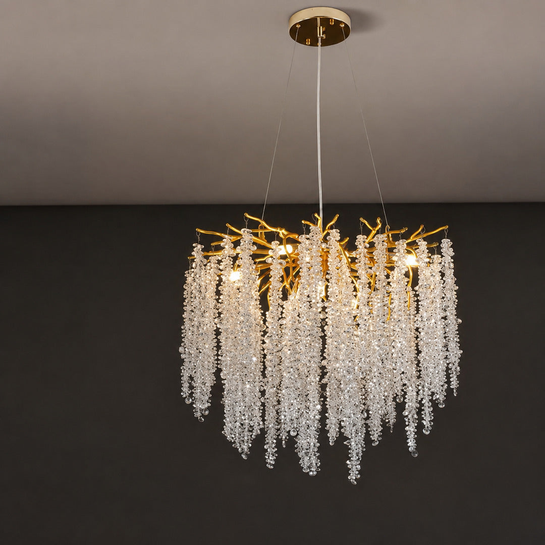 Round 23.6-inch Glicine crystal chandelier with eight lights in a cozy dining nook