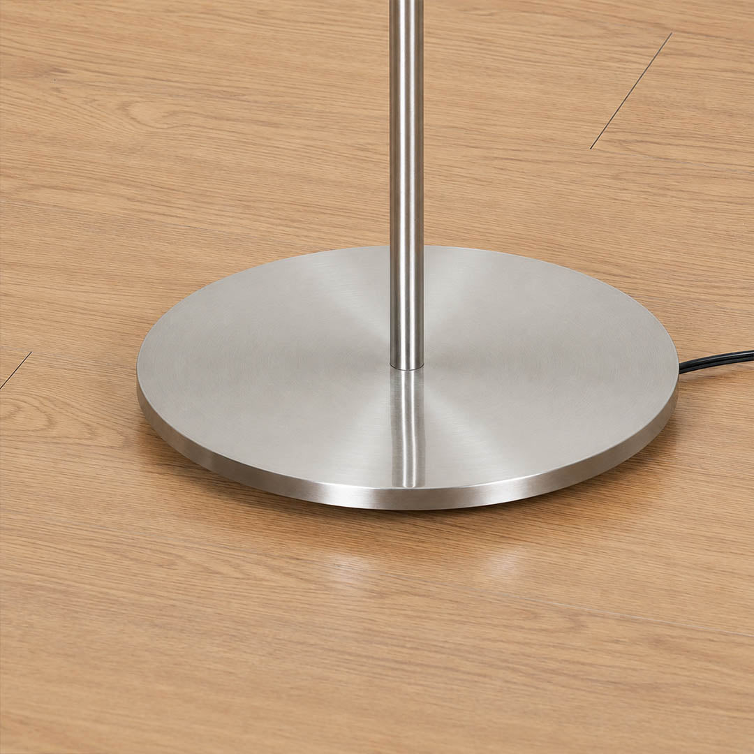 perla-chrome-tripod-base-mid-century-detail-09.jpg
Alt: Perla chrome tripod base polished silver hand welded steel mid century modern architectural stability detail close up