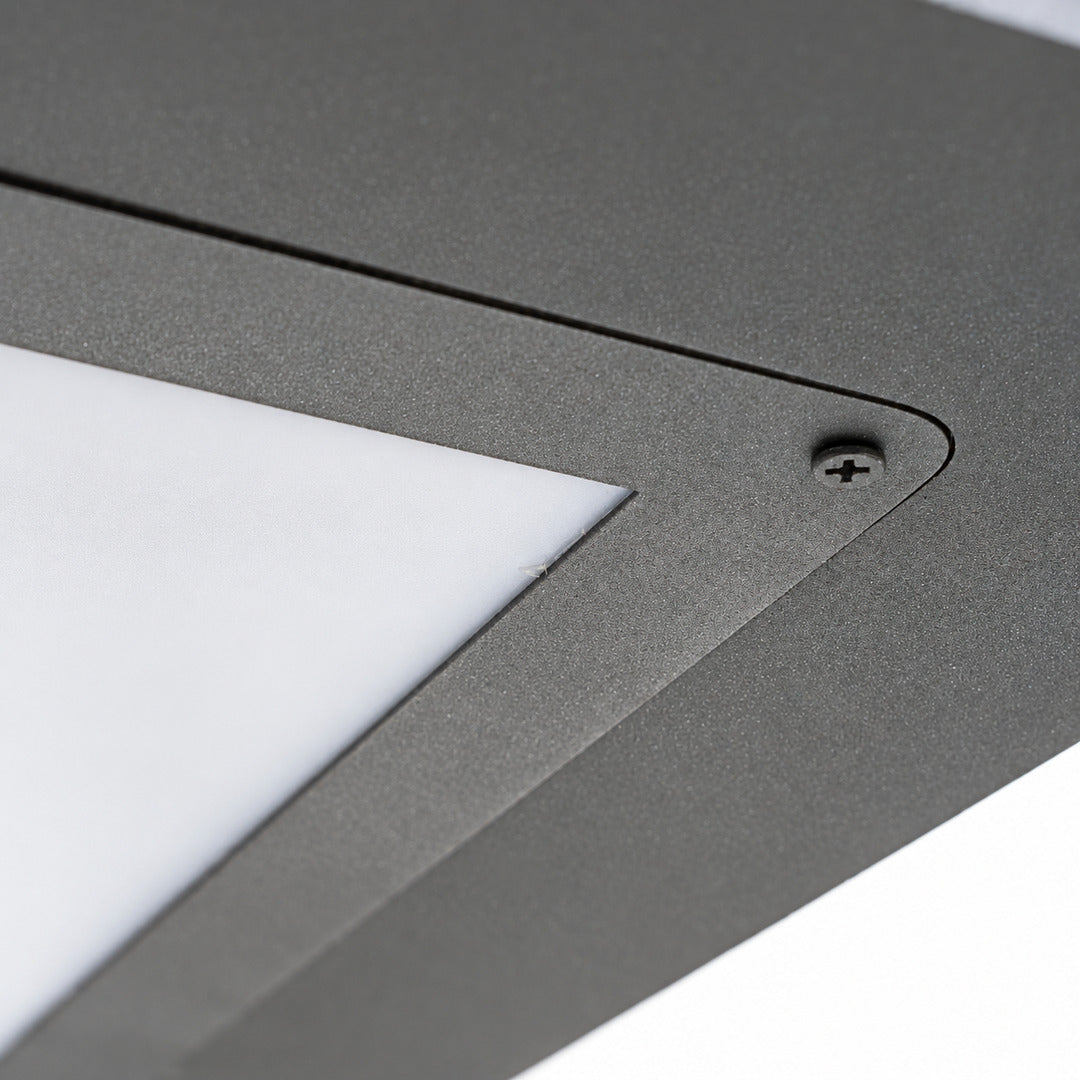 Detail of the base plate and hardwired mounting of the Quadro outdoor post light
