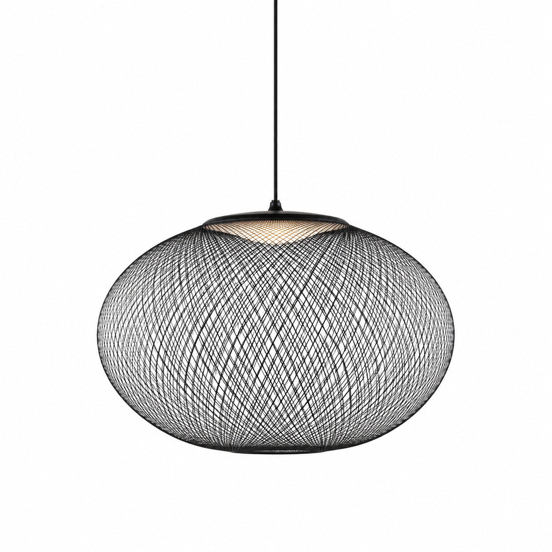 Medium 19.7-inch black Reticella mesh pendant light centered over a dining table