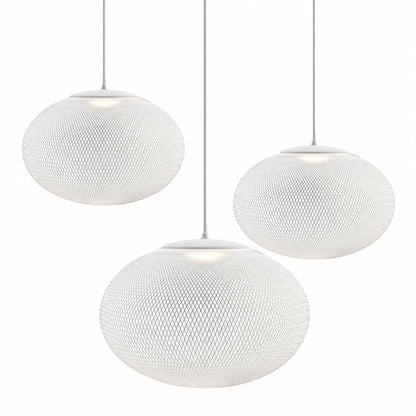 Three-head cluster of Reticella mesh pendant lights over a long dining table