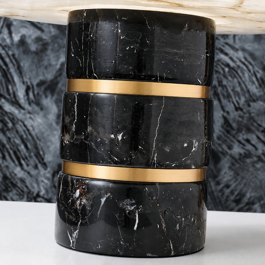 Close-up of the natural marble on the Sasso table lamp showing its veining